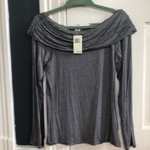 Max studio off the shoulder!